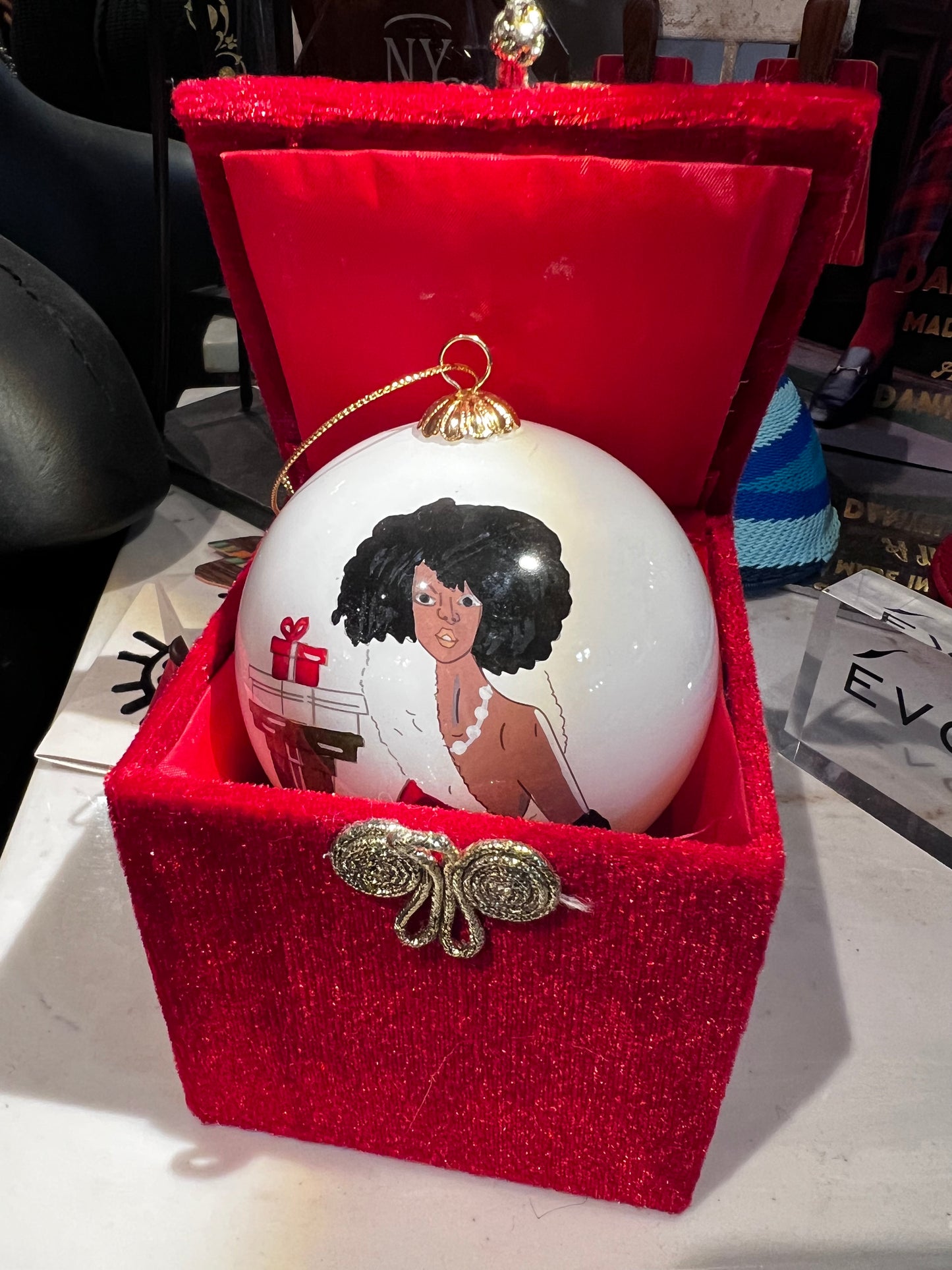 Fashionista Christmas Ornament