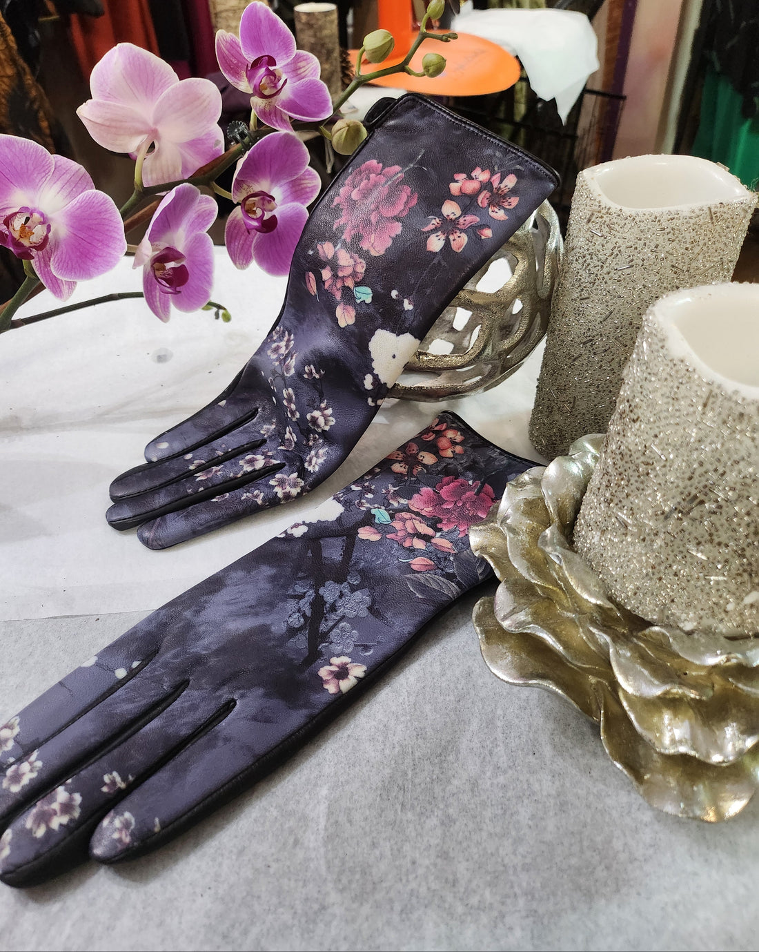 Floral Print Touch Gloves
