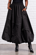 Cargo Zipper Skirt in black, front view with pockets and balloon hem