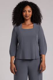 Fit & Flair Lantern Top